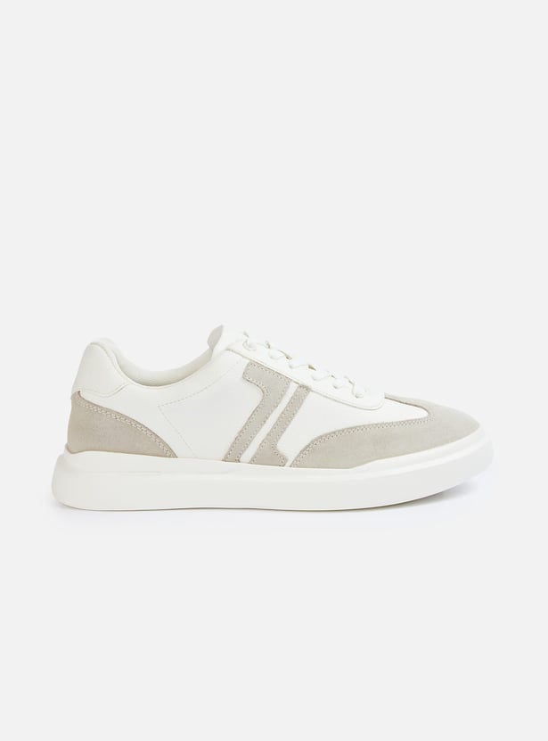 FORCA Men Paneled Lace-Up Casual Sneakers