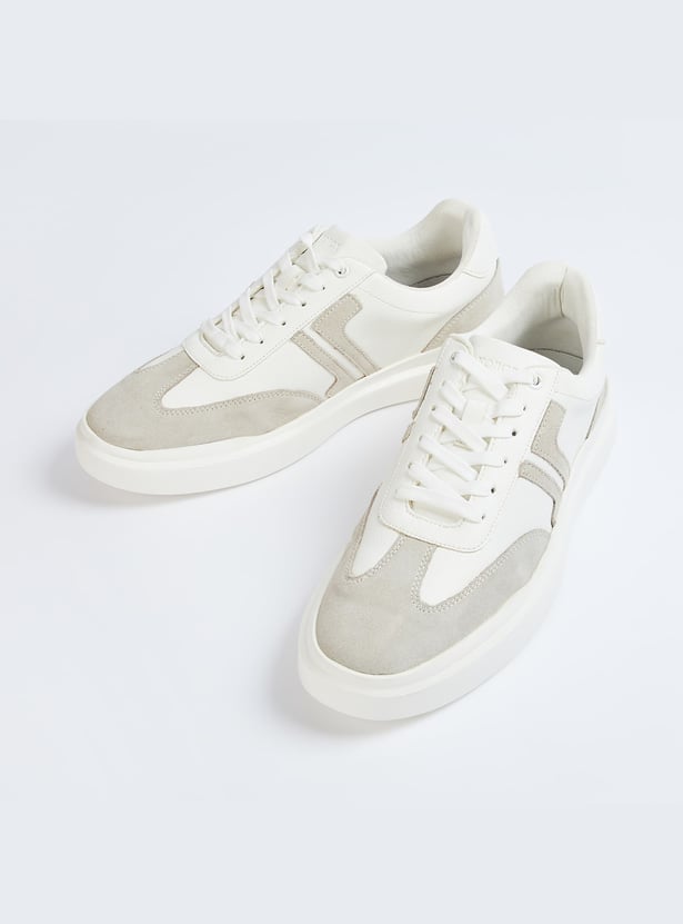 FORCA Men Paneled Lace-Up Casual Sneakers