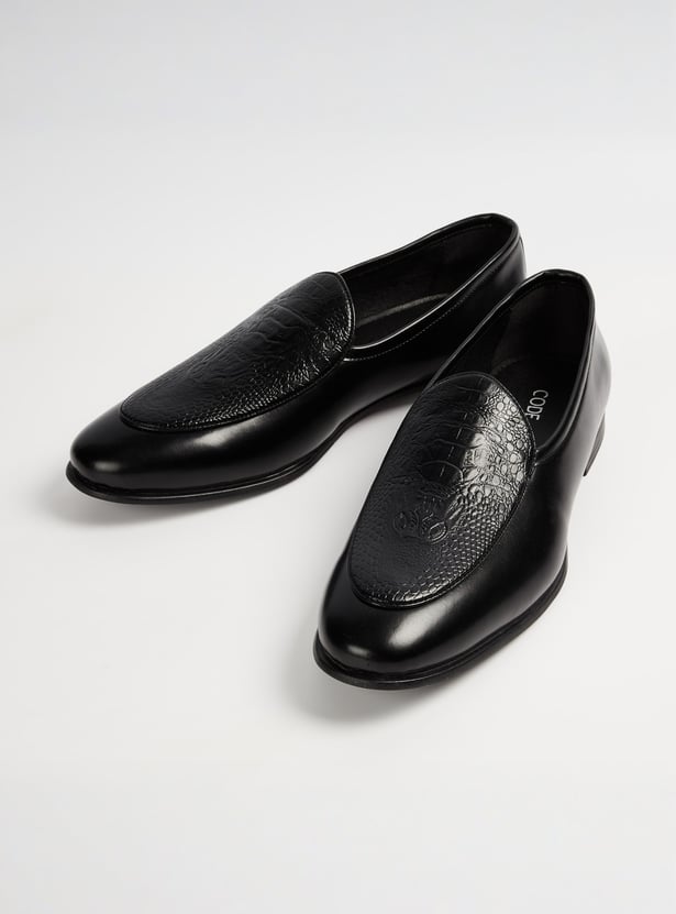 CODE Textured Slip-On Shoes