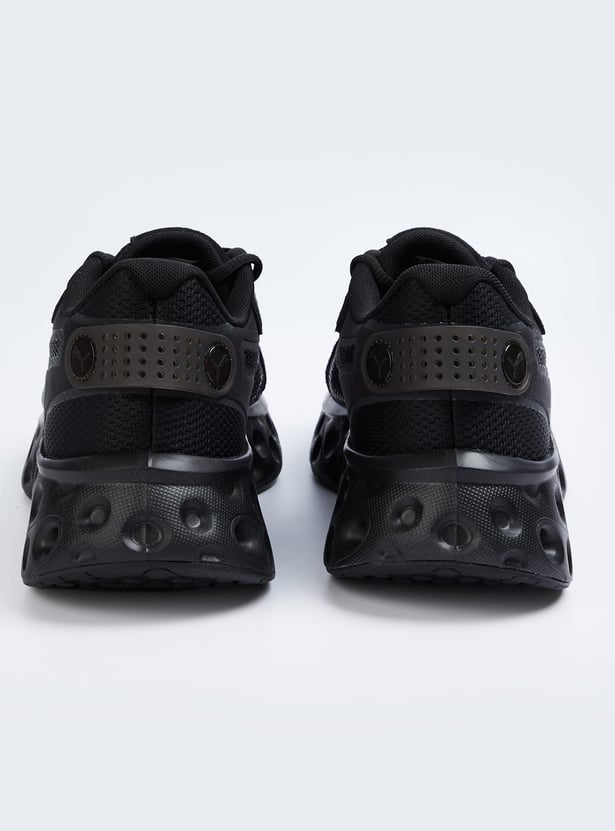 PUMA SOFTRIDE Frequence Textured Running Shoes