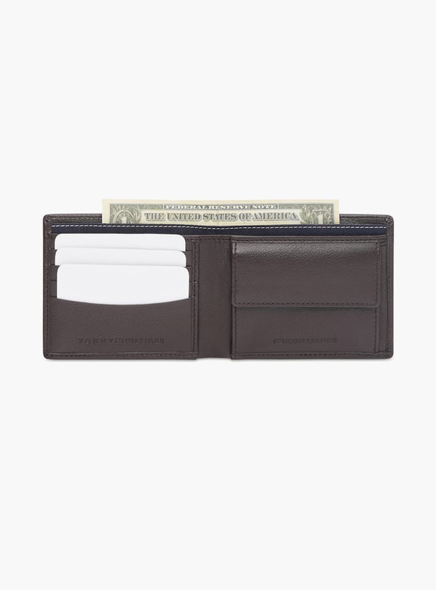 TOMMY HILFIGER Striped Bi-Fold Wallet
