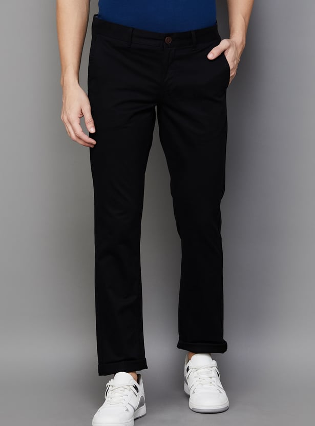 INDIAN TERRAIN Men Solid Brooklyn Trousers (Slim Straight)
