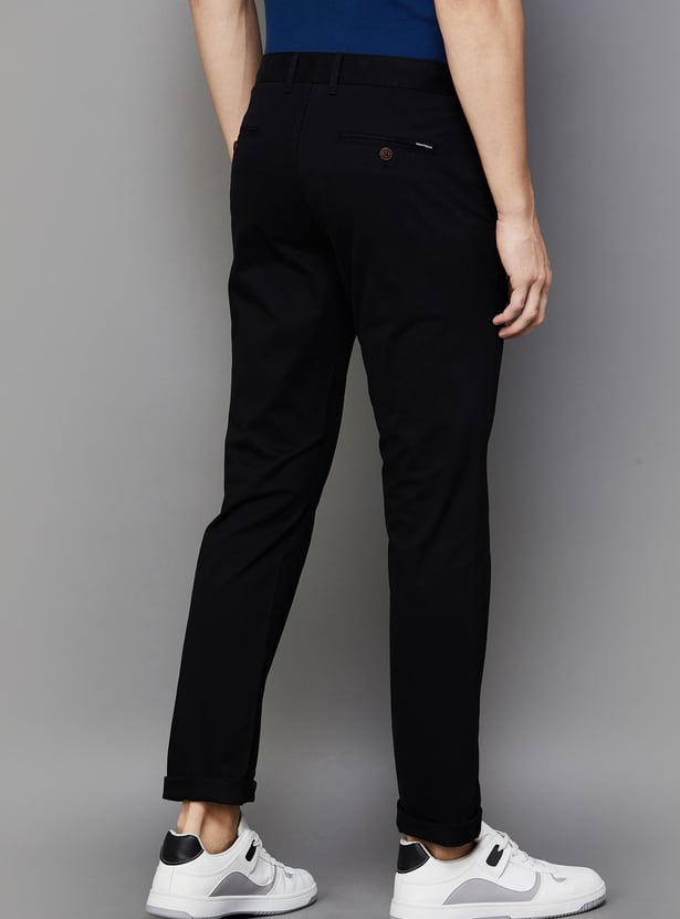 INDIAN TERRAIN Men Solid Brooklyn Trousers (Slim Straight)