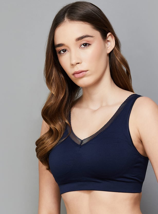 ENAMOR Solid Padded Non-Wired T-shirt Bra