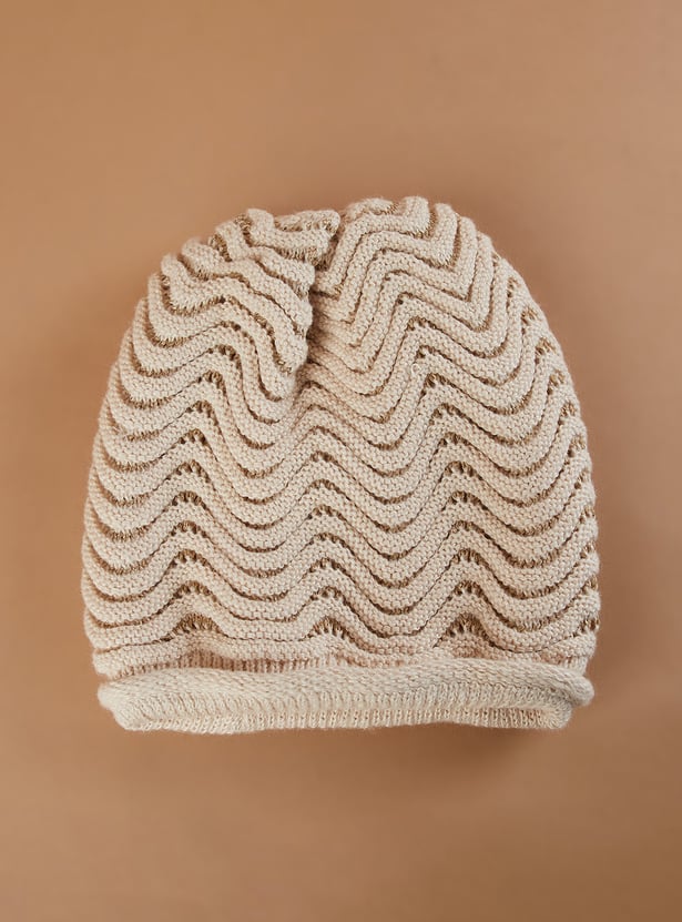 FAME FOREVER Knitted Beanie