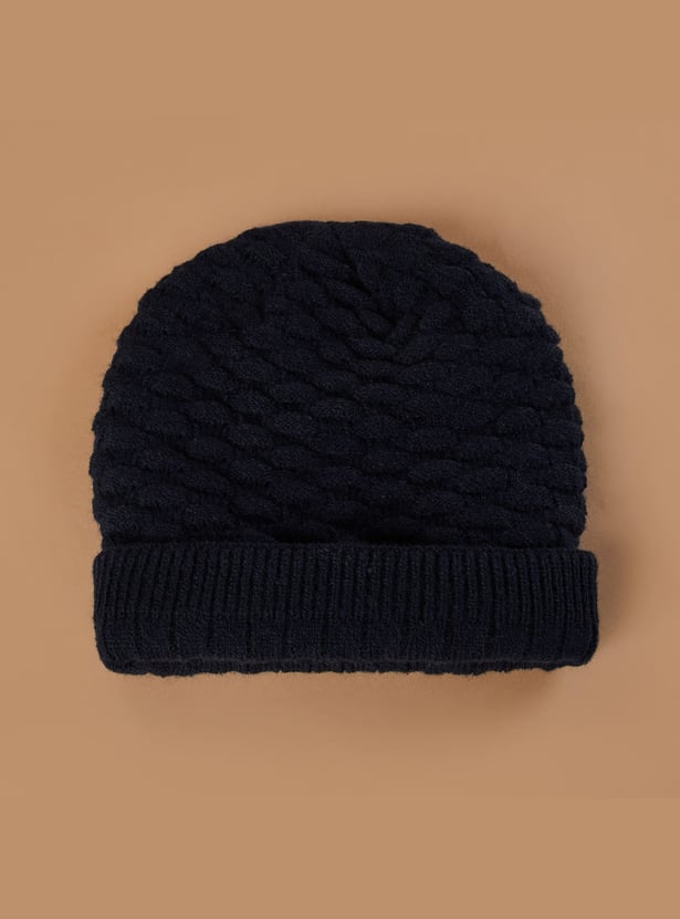 FAME FOREVER Knitted Beanie