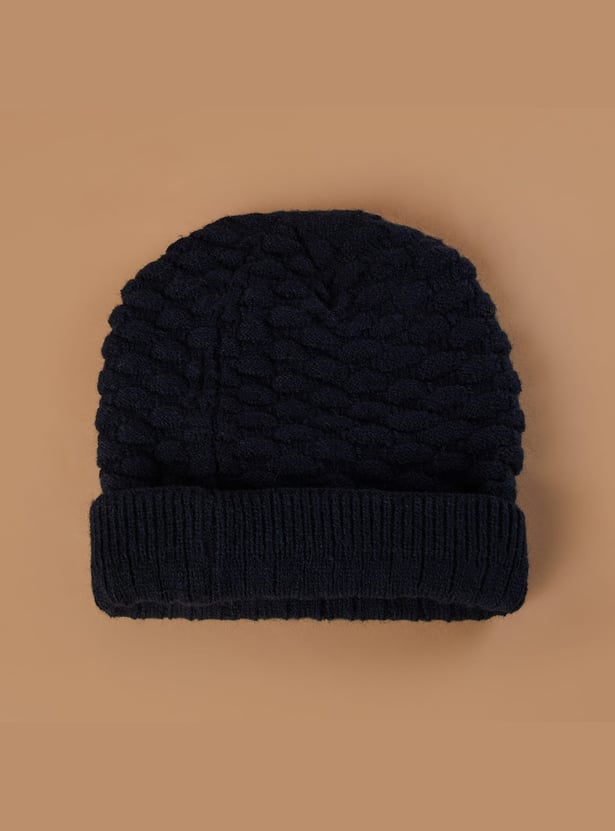 FAME FOREVER Knitted Beanie