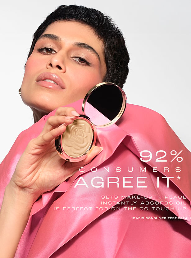 LAKME Showstopper Collection Rouge Bloom Setting Powder - Almond -12g