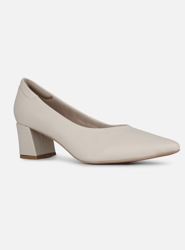 INC.5 Textured Pumps