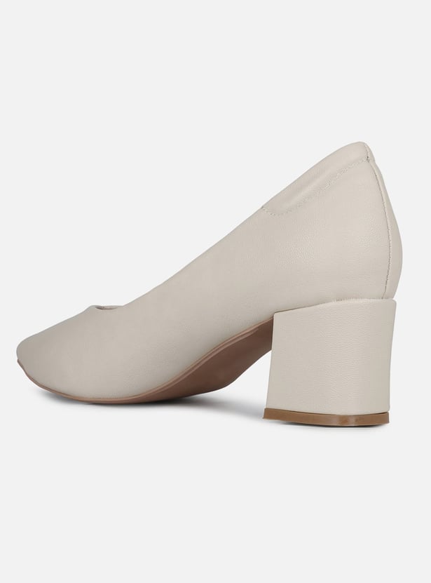 INC.5 Textured Pumps