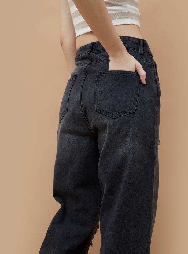 GINGER Distressed Straight Fit Jeans