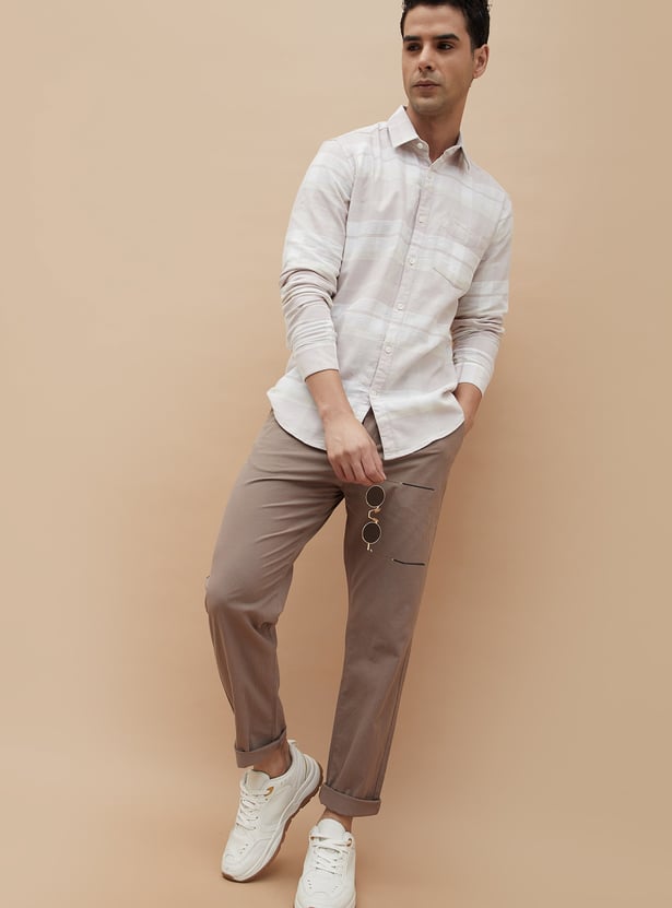 CODE UNWIND Textured Regular Fit Trousers