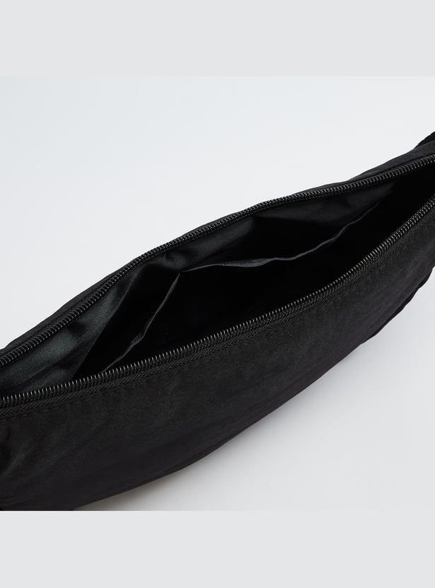 FAME FOREVER Solid Waist Pouch