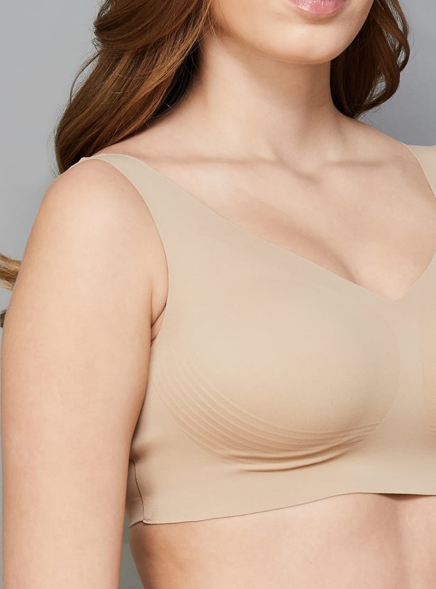 ENAMOR Solid Padded Non-Wired Sports Bra