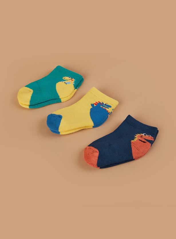 FAME FOREVER Patterned Ankle-Length Socks - Pack of 3