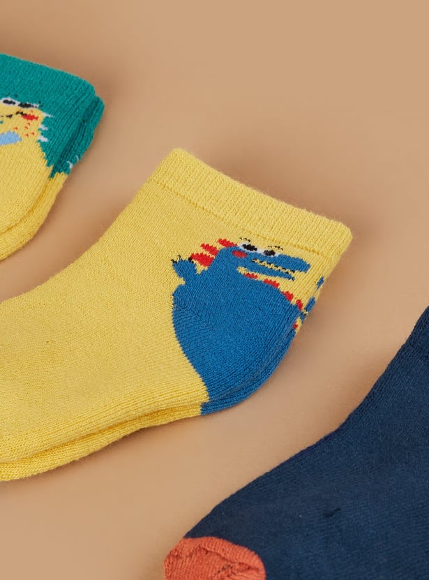 FAME FOREVER Patterned Ankle-Length Socks - Pack of 3