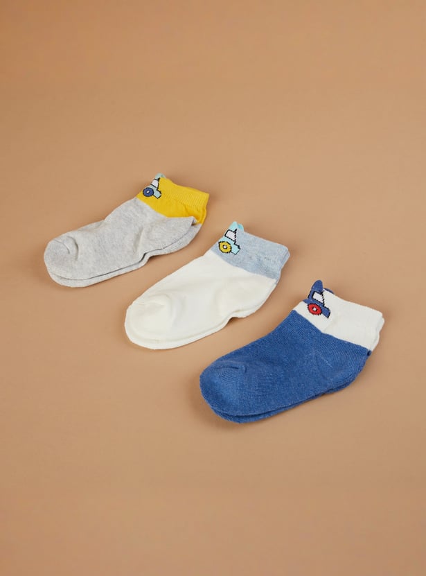 FAME FOREVER Patterned Ankle-Length Socks - Pack of 3