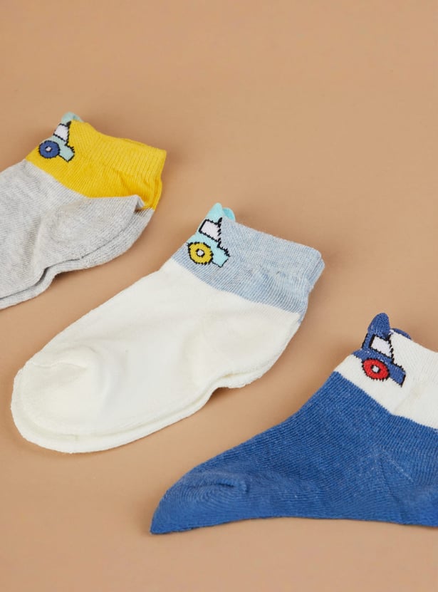 FAME FOREVER Patterned Ankle-Length Socks - Pack of 3