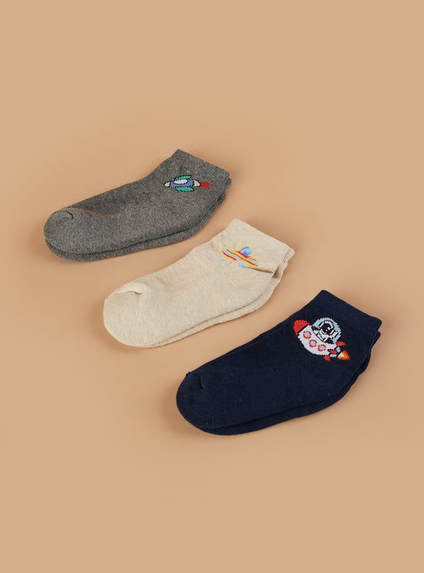 FAME FOREVER Patterned Ankle-Length Socks - Pack of 3