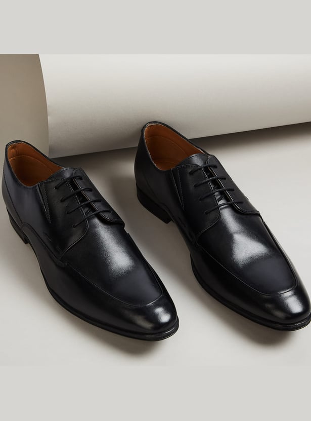 CODE Solid Derby Shoes