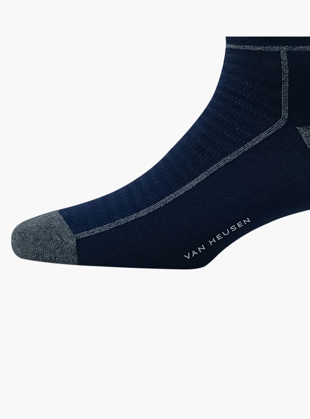 VAN HEUSEN Knitted Ankle-Length Socks