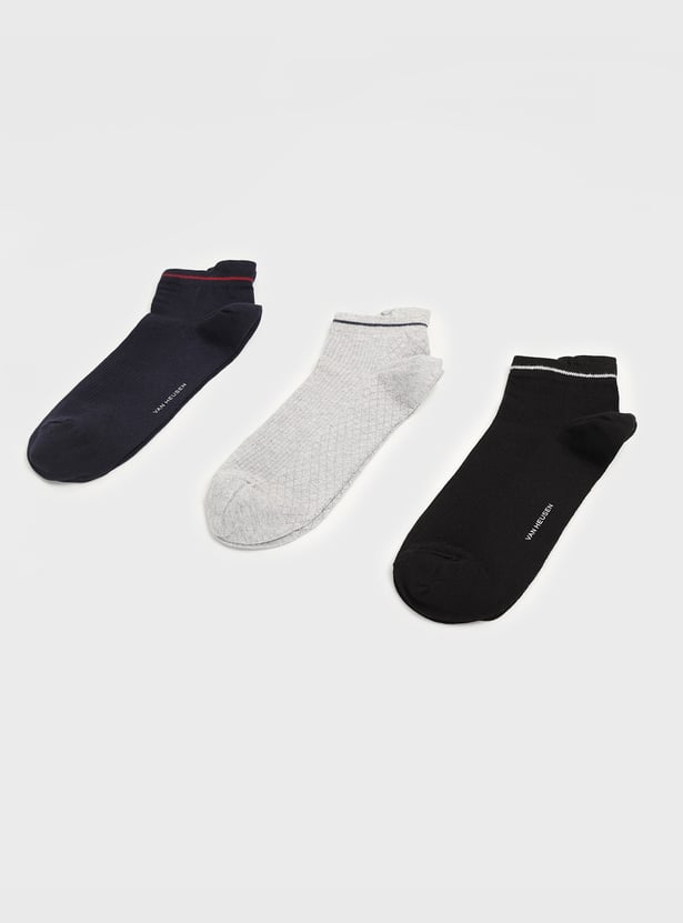 VAN HEUSEN Solid Ankle-Length Socks - Pack of 3