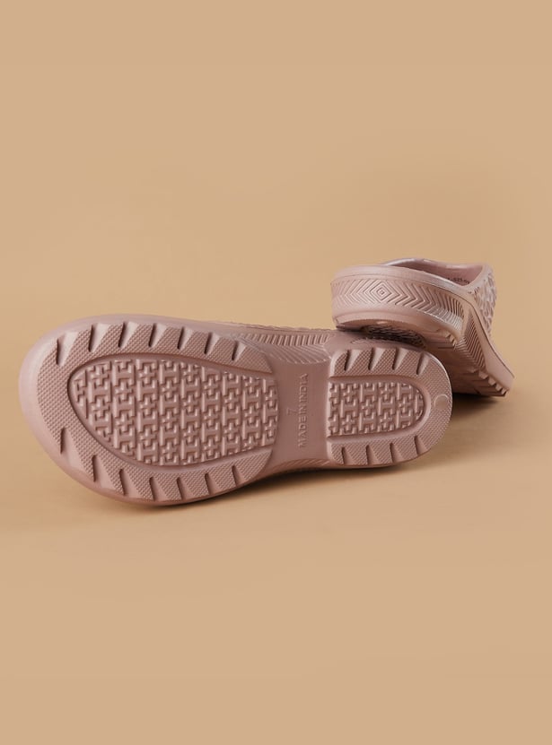 GINGER Textured Flip Flops