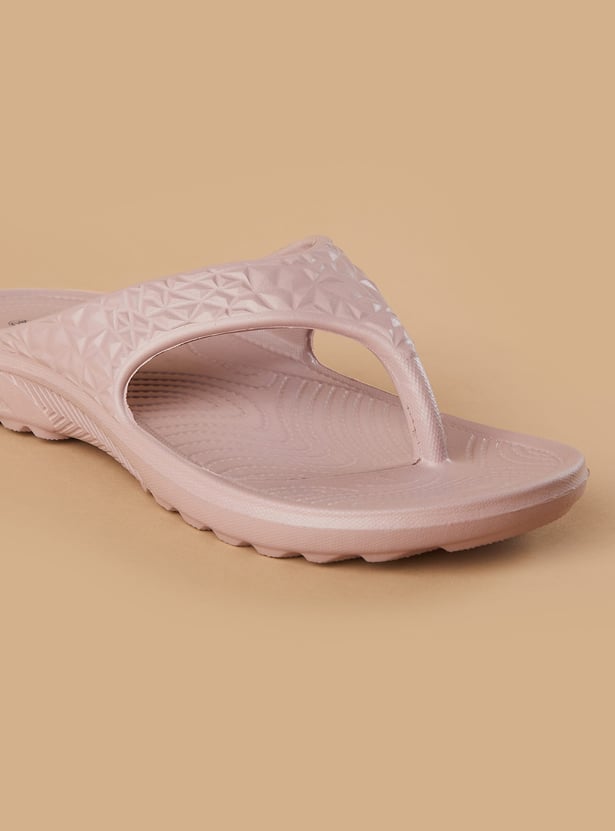 GINGER Textured Flip Flops