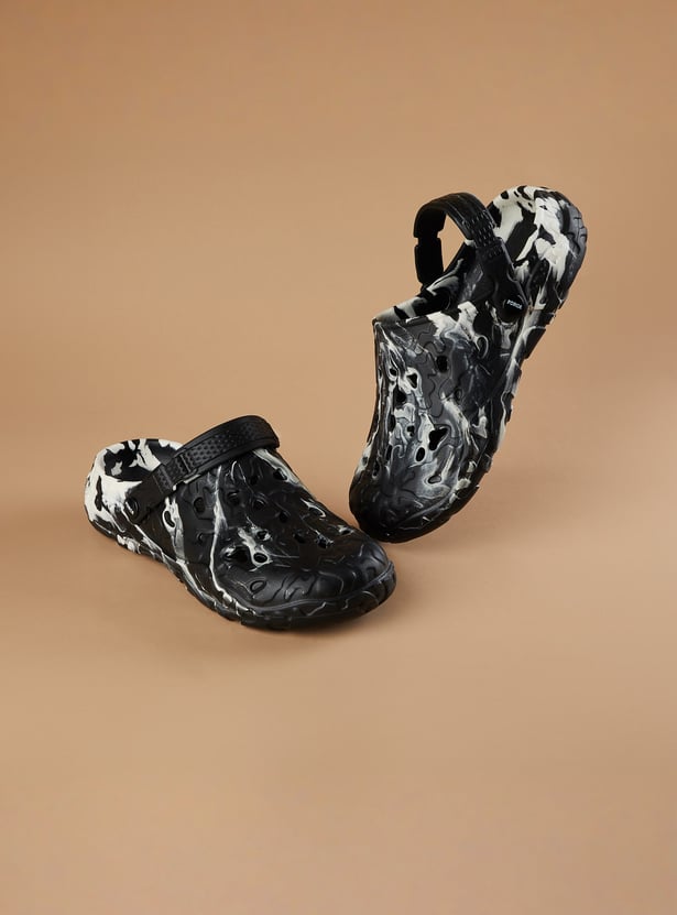 FORCA Textured Clogs