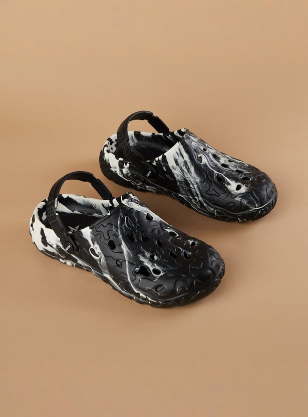 FORCA Textured Clogs