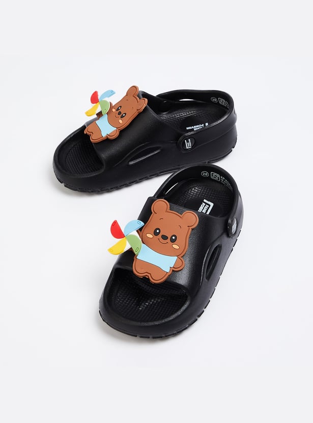 FAME FOREVER Boys Bear Applique Clogs