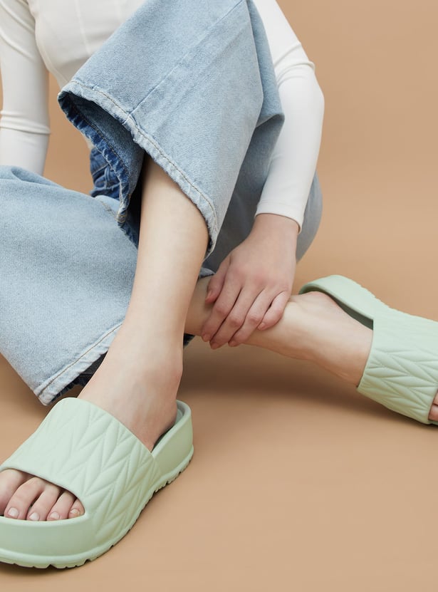 GINGER Textured Platform Sliders