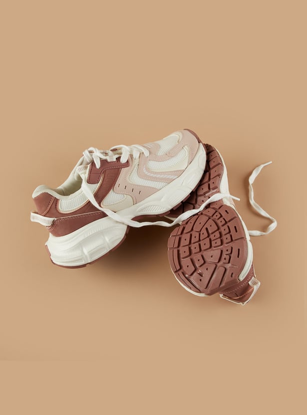 GINGER Mesh-Panelled Low Top Sneakers