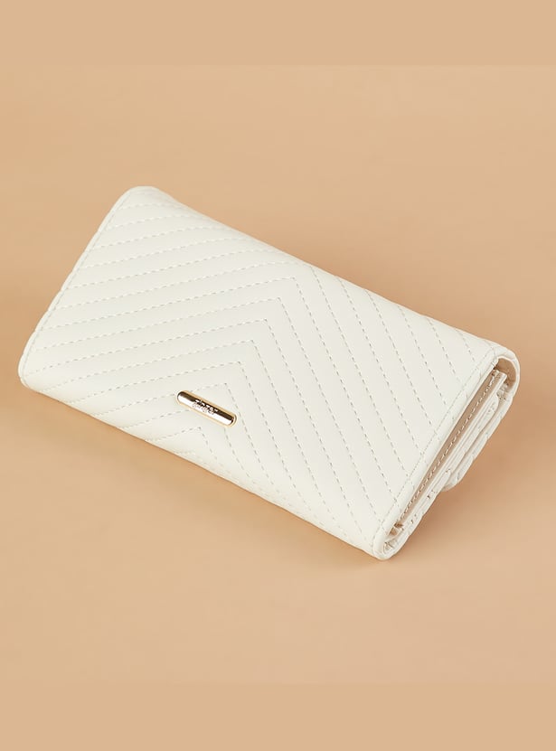 GINGER Textured Three Fold Wallet
