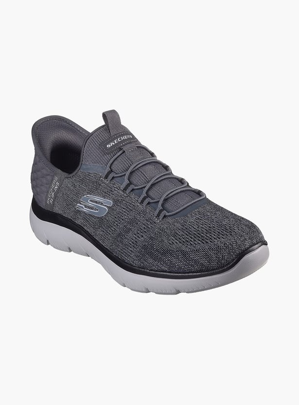 SKECHERS Summits Key Pace Knitted Running Shoes