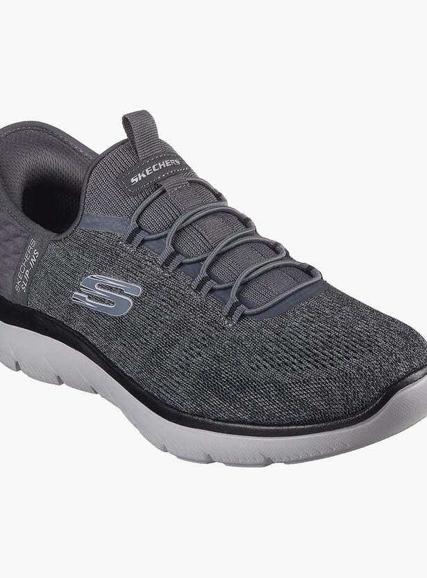 SKECHERS Summits Key Pace Knitted Running Shoes