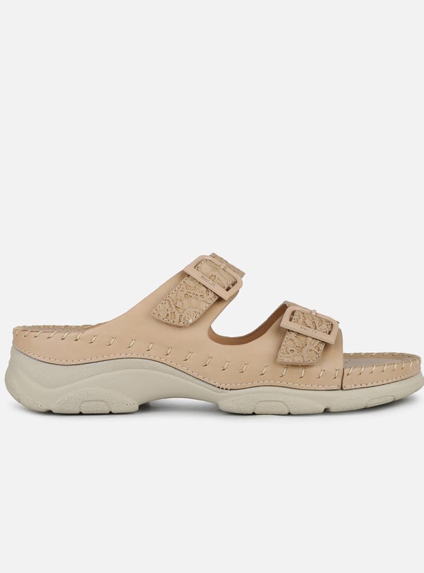 INC.5 Patterned Platform Sandals
