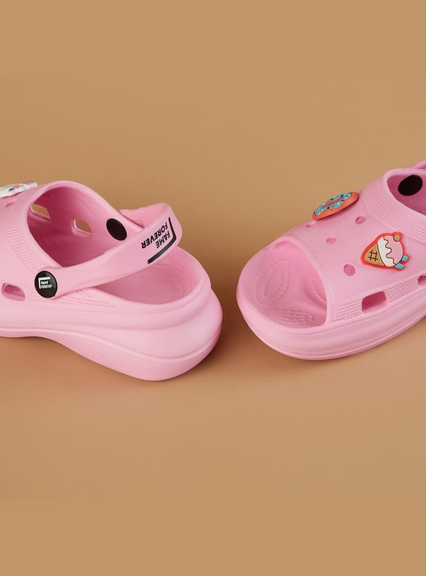 FAME FOREVER Girls Jibbitz-Charms Sandals