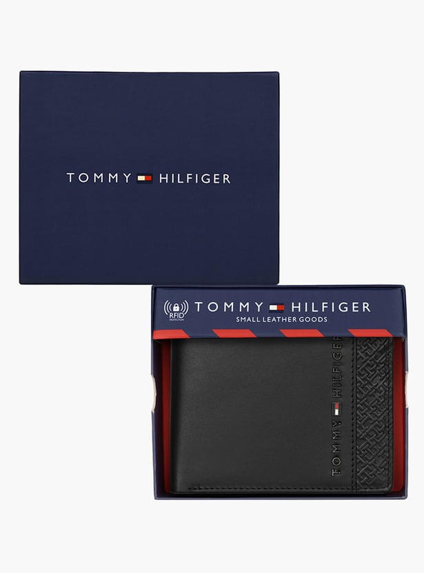 TOMMY HILFIGER Embossed Logo Bi-Fold Leather Wallet