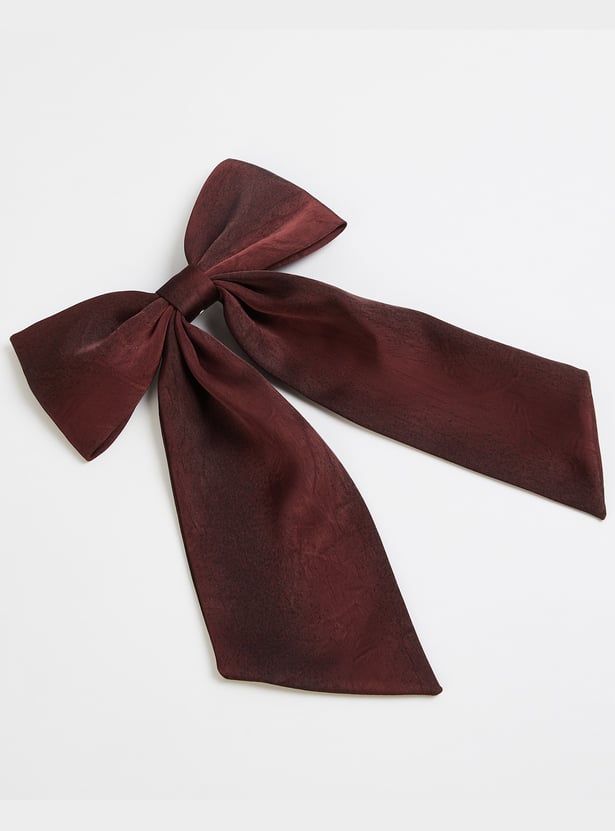 FAME FOREVER Bow-Shaped Hair Clip