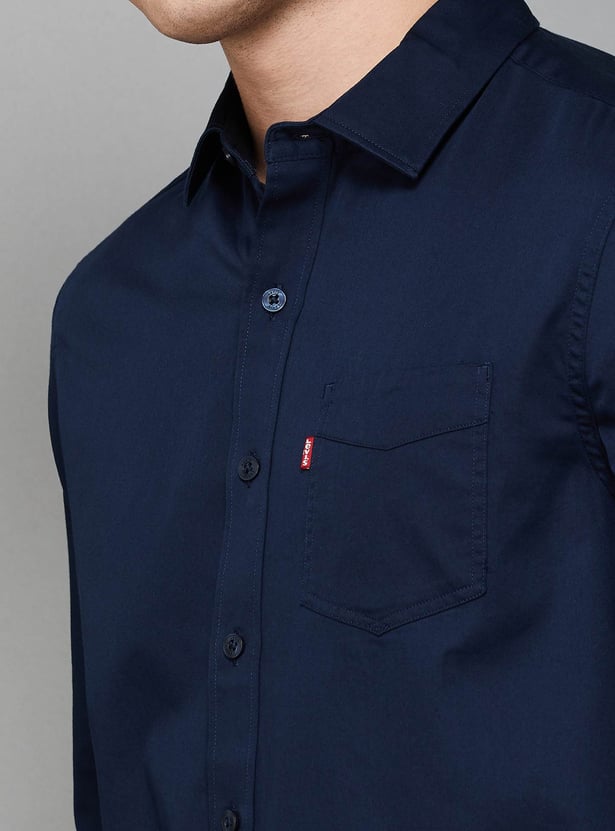 LEVI'S Solid Slim Fit Shirt