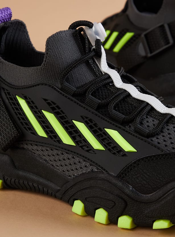 FAME FOREVER Boys Striped Sports Shoes