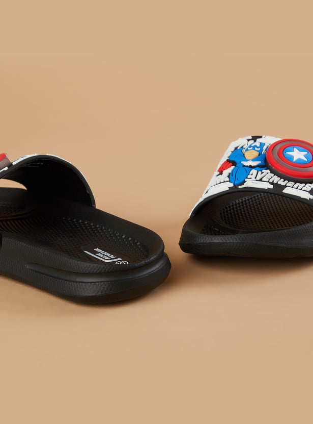 FAME FOREVER Boys Captain America Sliders