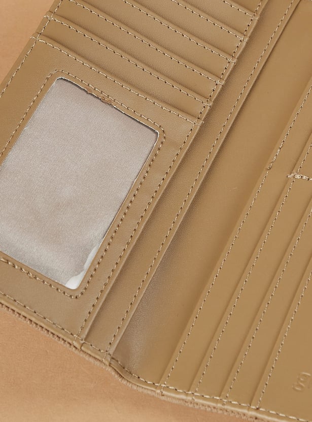 GINGER Textured Bi-Fold Wallet with Wristlet
