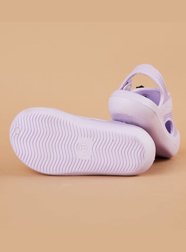 FAME FOREVER Girls Clogs with Pineapple Charm