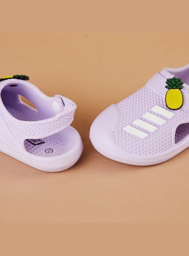 FAME FOREVER Girls Clogs with Pineapple Charm