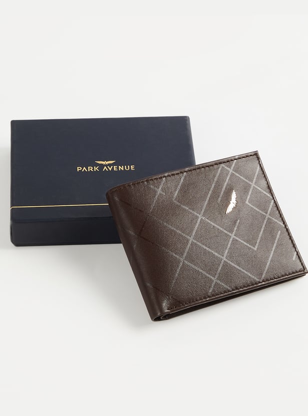 PARK AVENUE Textured Bi-Fold Wallet