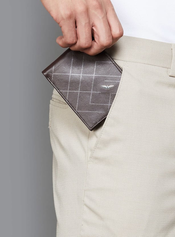 PARK AVENUE Textured Bi-Fold Wallet