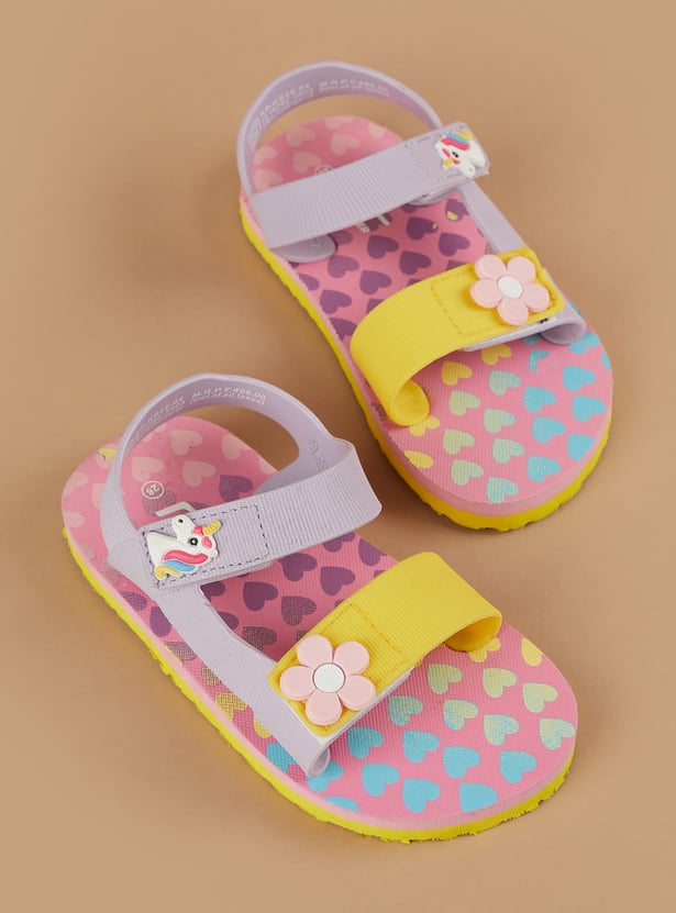 FAME FOREVER Girls Jibit Charm Sandals
