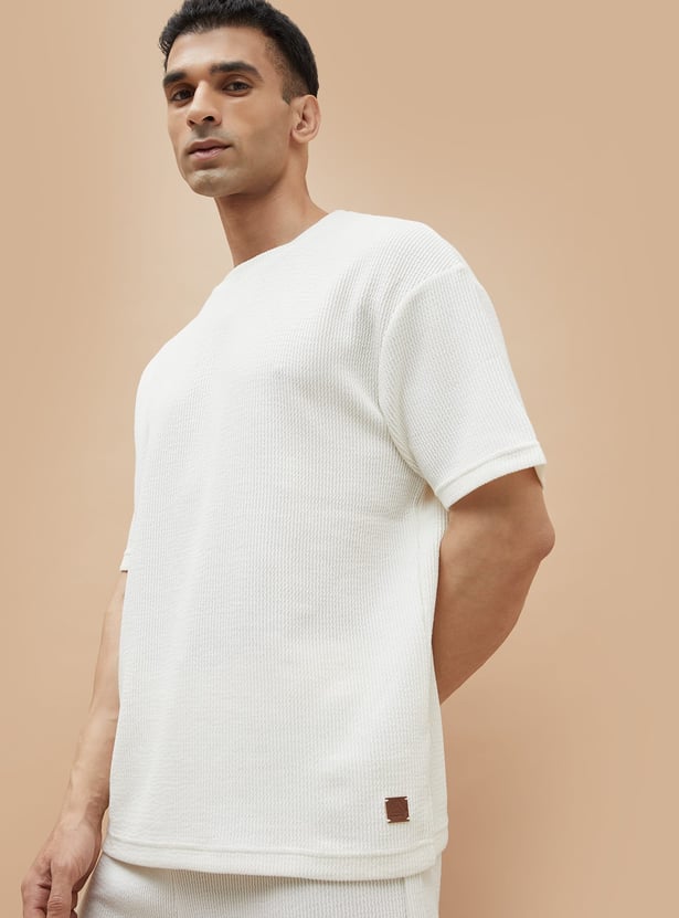 CODE UNWIND Textured T-shirt